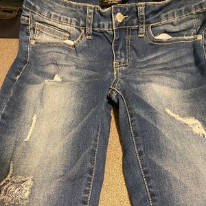 Judy Blue Distressed Jeans Size 7/28